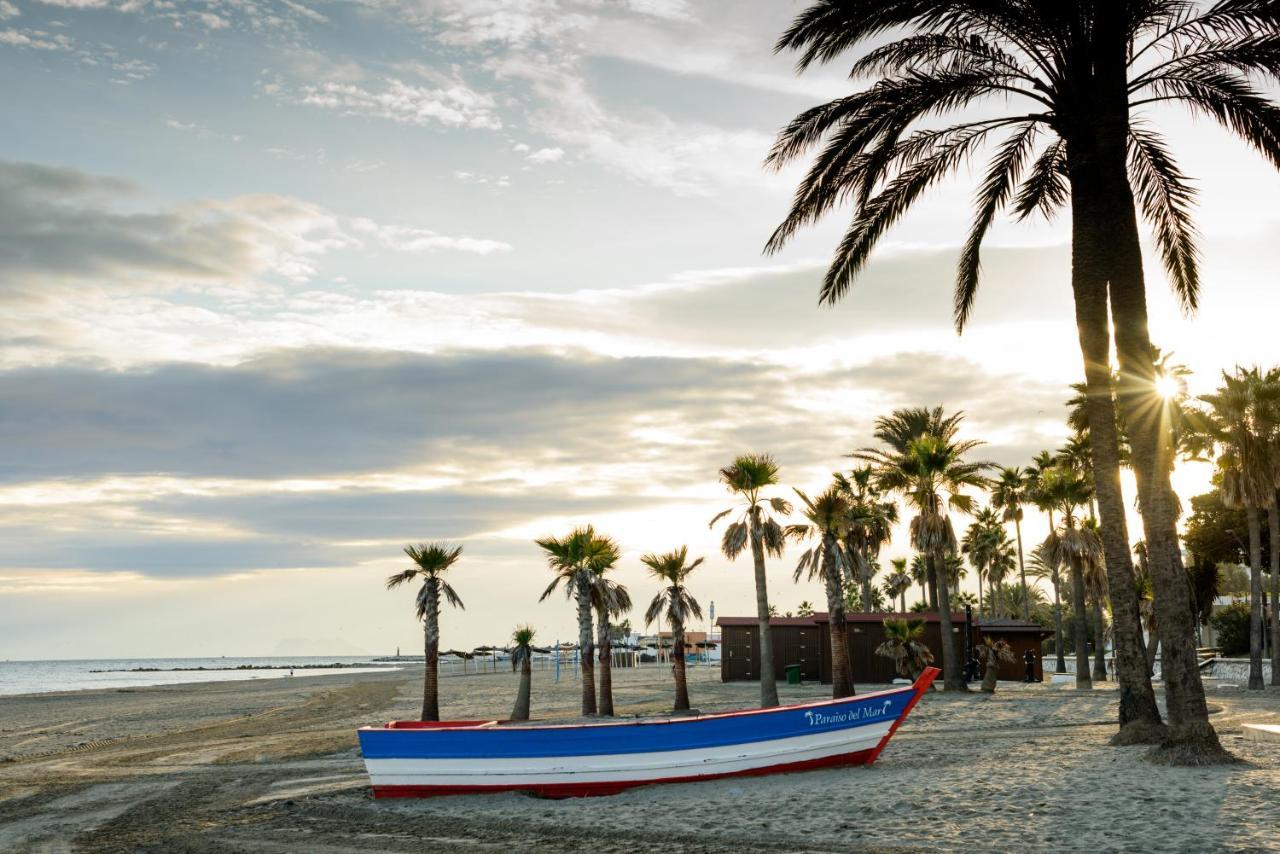 Loving Estepona Lejlighed Eksteriør billede
